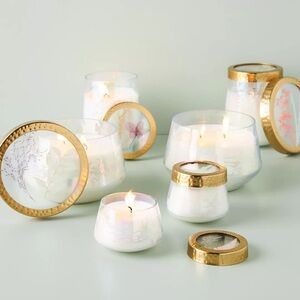 Anthropologie Floral Pressed Candle 🕯️ ✨